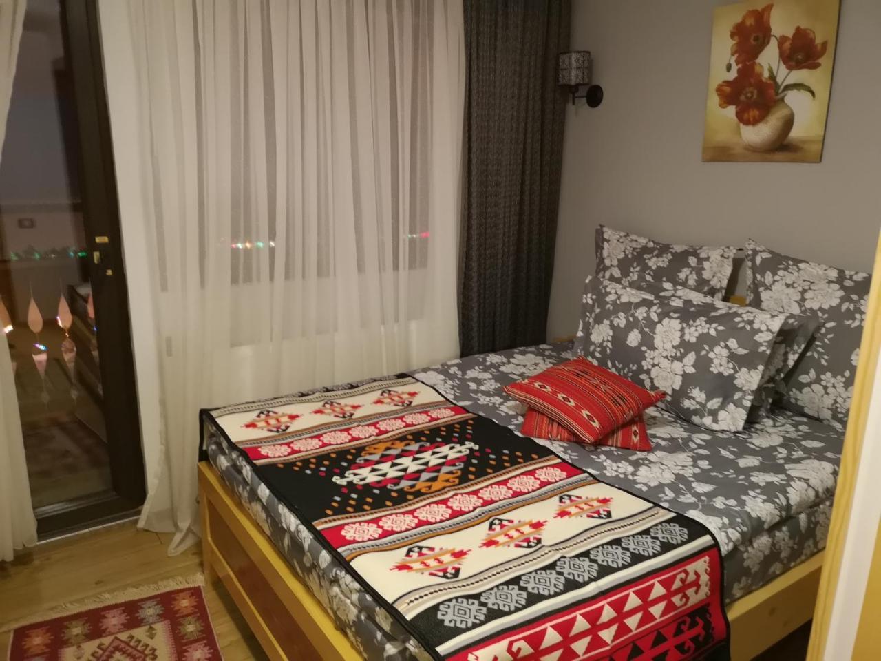 Agropensiunea Casa Nica Margineni  Zewnętrze zdjęcie