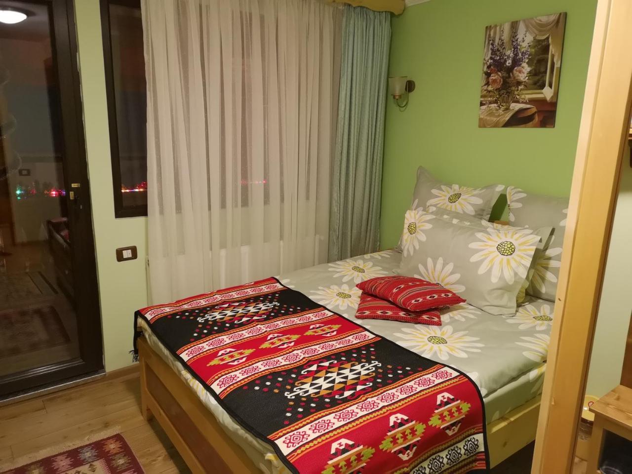 Agropensiunea Casa Nica Margineni  Zewnętrze zdjęcie